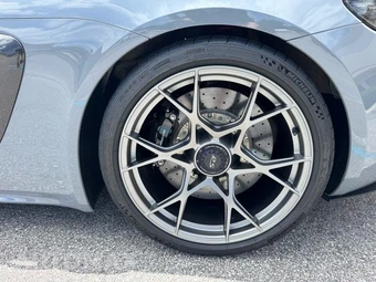 2023 Porsche 718 Cayman GT4 RS - miniatura 40
