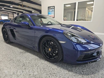 2023 Porsche 718 Cayman GTS 4.0 – miniatura 3