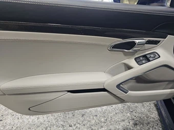 2023 Porsche 718 Cayman GTS 4.0 – miniatura 9
