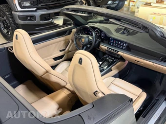 2023 Porsche 911 Carrera Cabriolet – miniatura 33