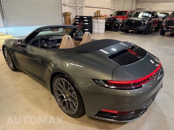 2023 Porsche 911 Carrera Cabriolet – miniatura 39
