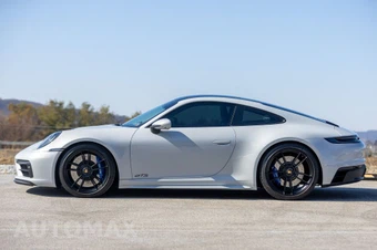 2023 Porsche 911 Carrera GTS – miniatura 4