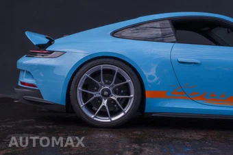 2023 Porsche 911 GT3 with Touring Package - miniatura 30