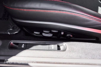 2023 Porsche 911 GT3 with Touring Package - miniatura 33