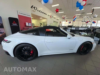 2023 Porsche 911 Targa 4 GTS - miniatura 4
