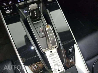 2023 Porsche 911 Turbo S – miniatura 8