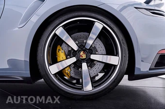 2023 Porsche 911 Turbo S - miniatura 32