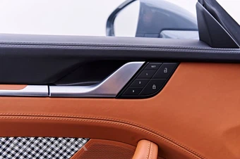 2023 Porsche 911 Turbo S - miniatura 42