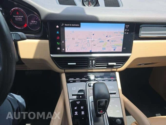 2023 Porsche Cayenne Coupe Platinum Edition – miniatura 5