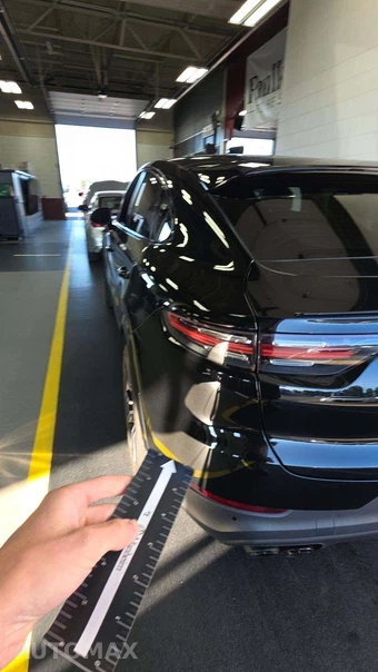 2023 Porsche Cayenne Coupe Platinum Edition – miniatura 29
