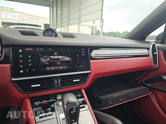 2023 Porsche Cayenne Coupe Platinum Edition – miniatura 11