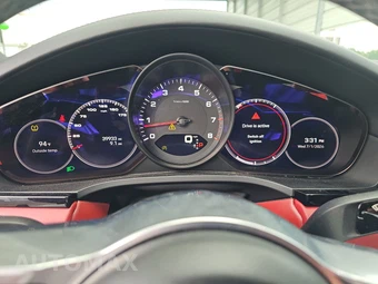 2023 Porsche Cayenne Coupe Platinum Edition – miniatura 12