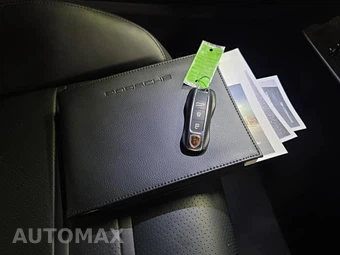 2023 Porsche Cayenne Coupe Platinum Edition – miniatura 21