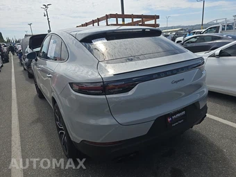 2023 Porsche Cayenne Coupe Platinum Edition – miniatura 6