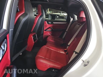 2023 Porsche Cayenne Coupe Platinum Edition – miniatura 13