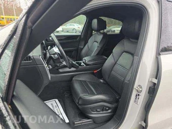 2023 Porsche Cayenne Coupe Platinum Edition – miniatura 7