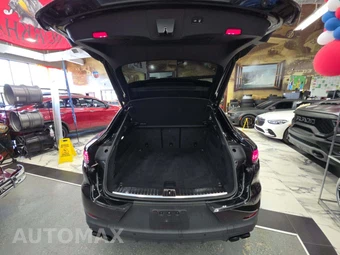 2023 Porsche Cayenne Coupe Platinum Edition – miniatura 14