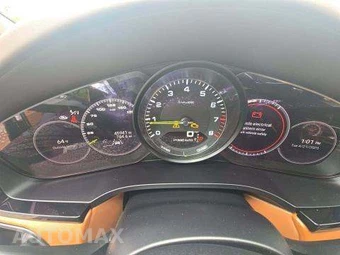 2023 Porsche Cayenne E-Hybrid Coupe Platinu – miniatura 10