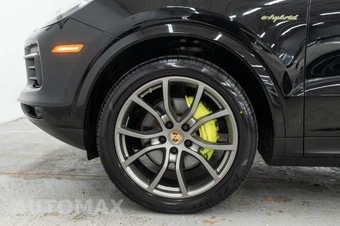 2023 Porsche Cayenne E-Hybrid Coupe Platinu - miniatura 39