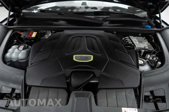 2023 Porsche Cayenne E-Hybrid Coupe Platinu - miniatura 44