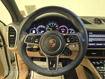 2023 Porsche Cayenne E-Hybrid Platinum Edit – miniatura 10
