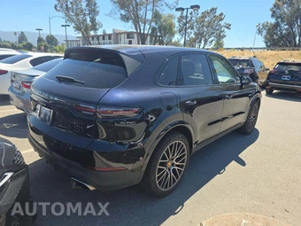 2023 Porsche Cayenne E-Hybrid – miniatura 3