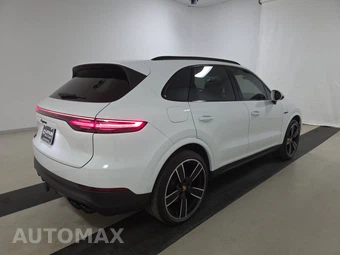 2023 Porsche Cayenne E-Hybrid – miniatura 4
