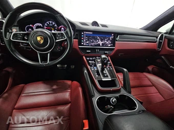 2023 Porsche Cayenne GTS Coupe – miniatura 11
