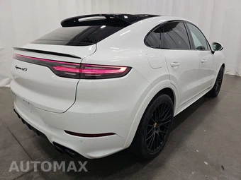 2023 Porsche Cayenne GTS Coupe – miniatura 4
