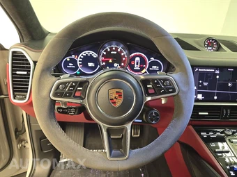 2023 Porsche Cayenne GTS Coupe – miniatura 10