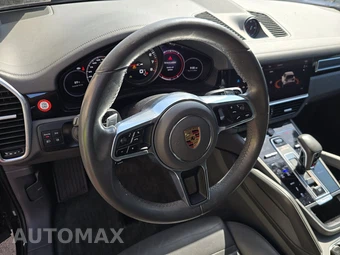 2023 Porsche Cayenne GTS – miniatura 10