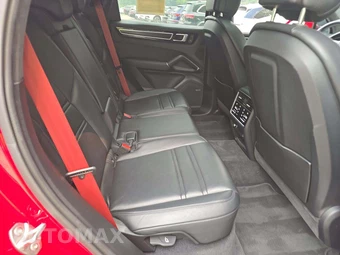 2023 Porsche Cayenne GTS – miniatura 16