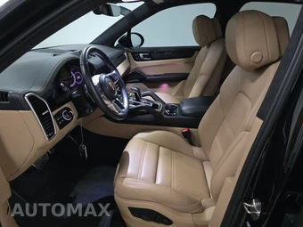 2023 Porsche Cayenne GTS – miniatura 7