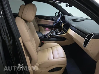 2023 Porsche Cayenne GTS – miniatura 8