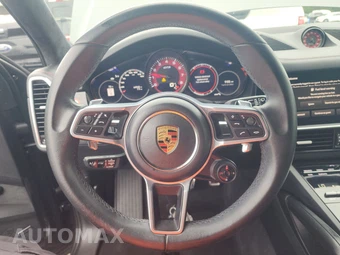2023 Porsche Cayenne GTS – miniatura 10