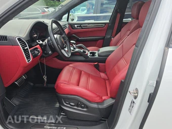 2023 Porsche Cayenne GTS - miniatura 7