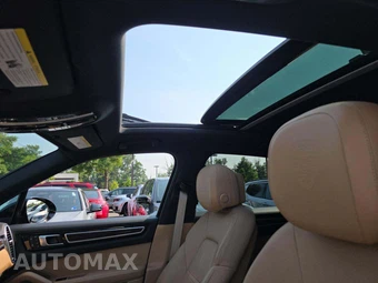 2023 Porsche Cayenne Platinum Edition – miniatura 11