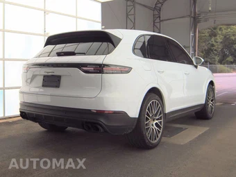 2023 Porsche Cayenne Platinum Edition – miniatura 4