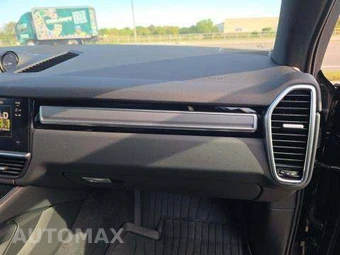 2023 Porsche Cayenne Platinum Edition – miniatura 19