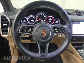 2023 Porsche Cayenne Platinum Edition – miniatura 10