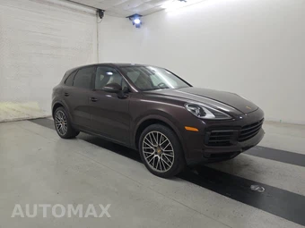 2023 Porsche Cayenne Platinum Edition – miniatura 3