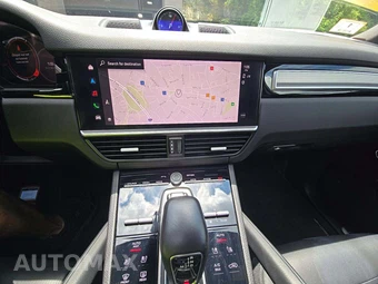 2023 Porsche Cayenne Platinum Edition – miniatura 10