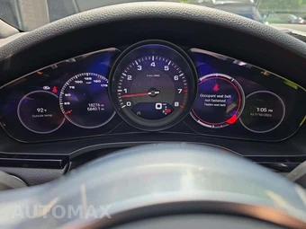 2023 Porsche Cayenne Platinum Edition – miniatura 9