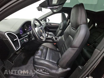 2023 Porsche Cayenne S Coupe Platinum Editi – miniatura 7