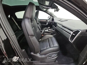 2023 Porsche Cayenne S Coupe Platinum Editi – miniatura 8