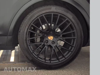 2023 Porsche Cayenne S Coupe Platinum Editi – miniatura 12