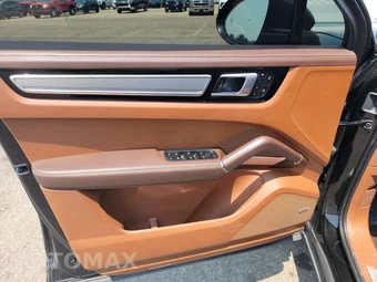 2023 Porsche Cayenne S Coupe Platinum Editi – miniatura 15