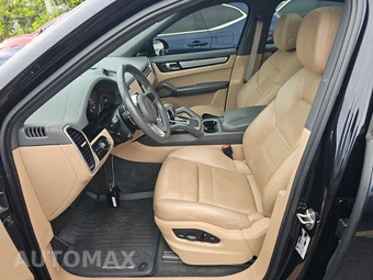 2023 Porsche Cayenne S Coupe Platinum Editi – miniatura 7