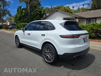2023 Porsche Cayenne S Platinum Edition - miniatura 13