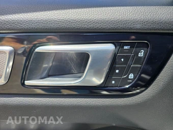 2023 Porsche Cayenne S Platinum Edition - miniatura 31